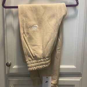 Nike Big Kids/Petite Womens Sweatpants